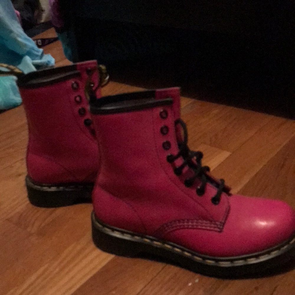 Doc marten’s size 5